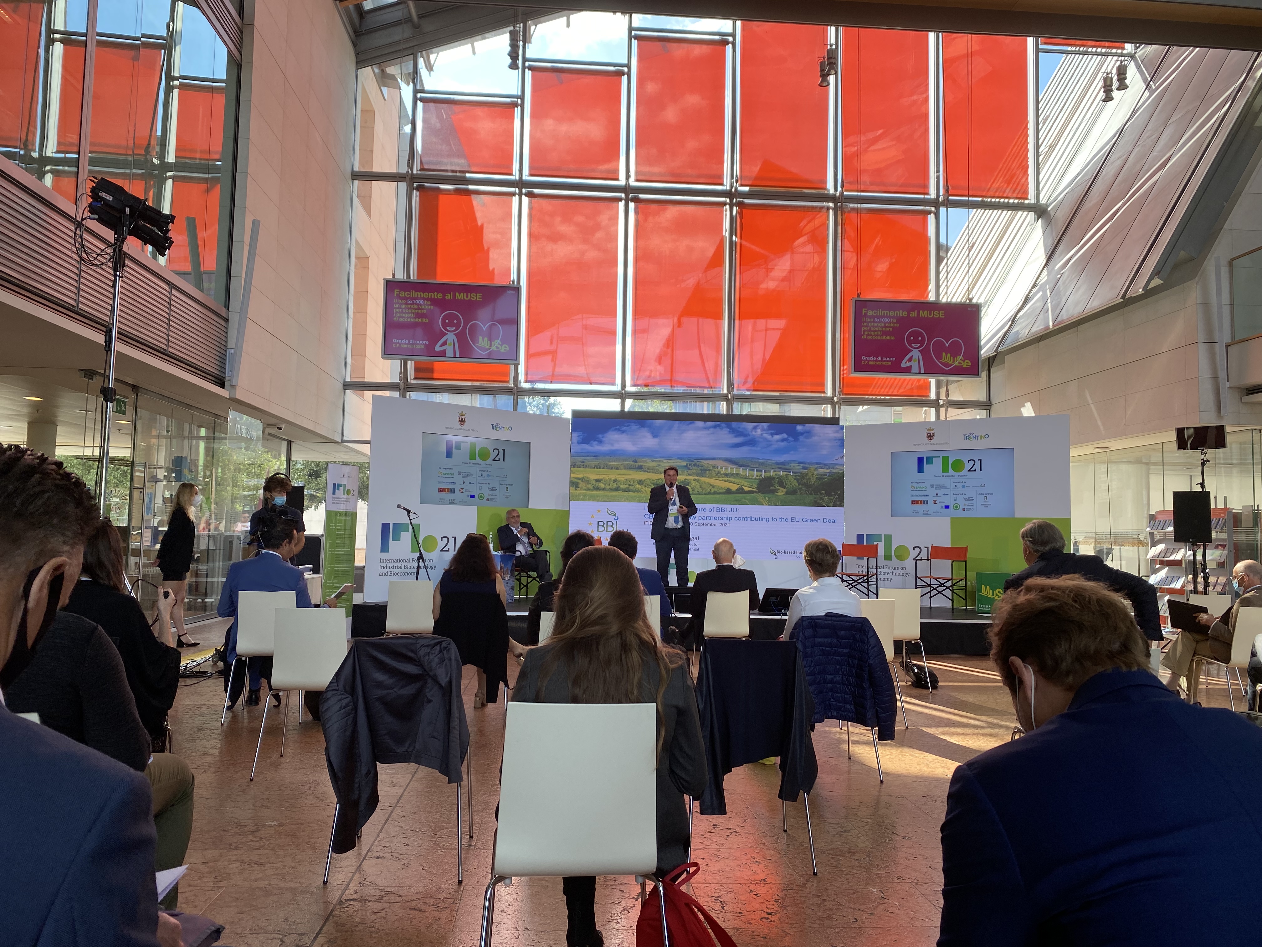 25E7BE3C-5A67-4B93-AFFF-DA73BD8AE0E9