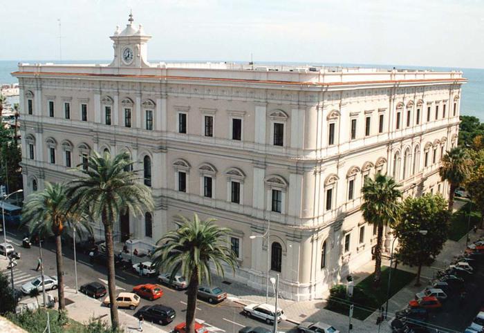 3FCCD460-6059-4001-B781-6CBCC6254FB3